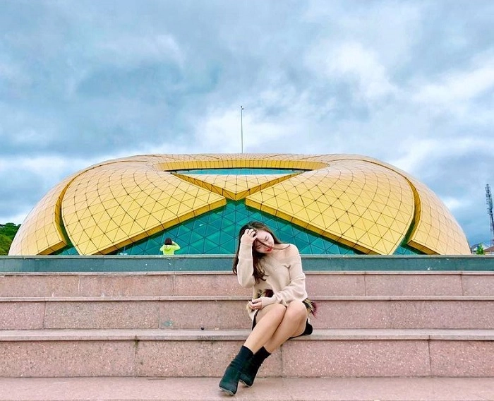Bỏ túi kinh nghiệm chụp ảnh ở quảng trường lâm viên đẹp không cần chỉnh sửa