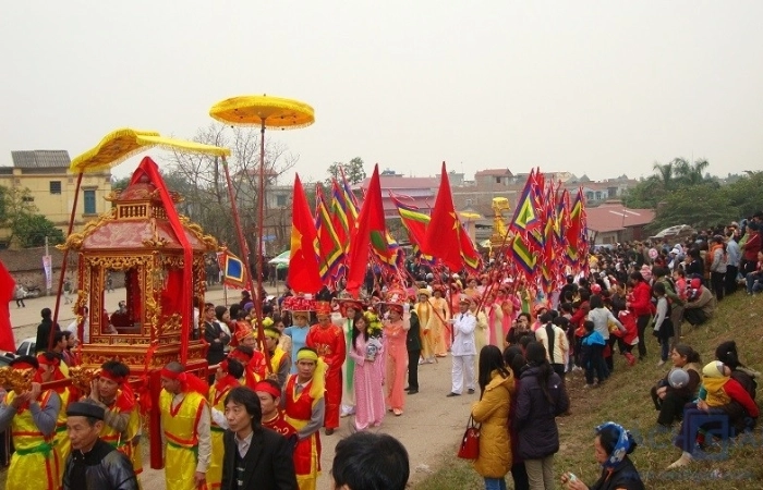 Chuyến hành hương không thể thiếu lễ hội chùa dâu trong mỗi mùa