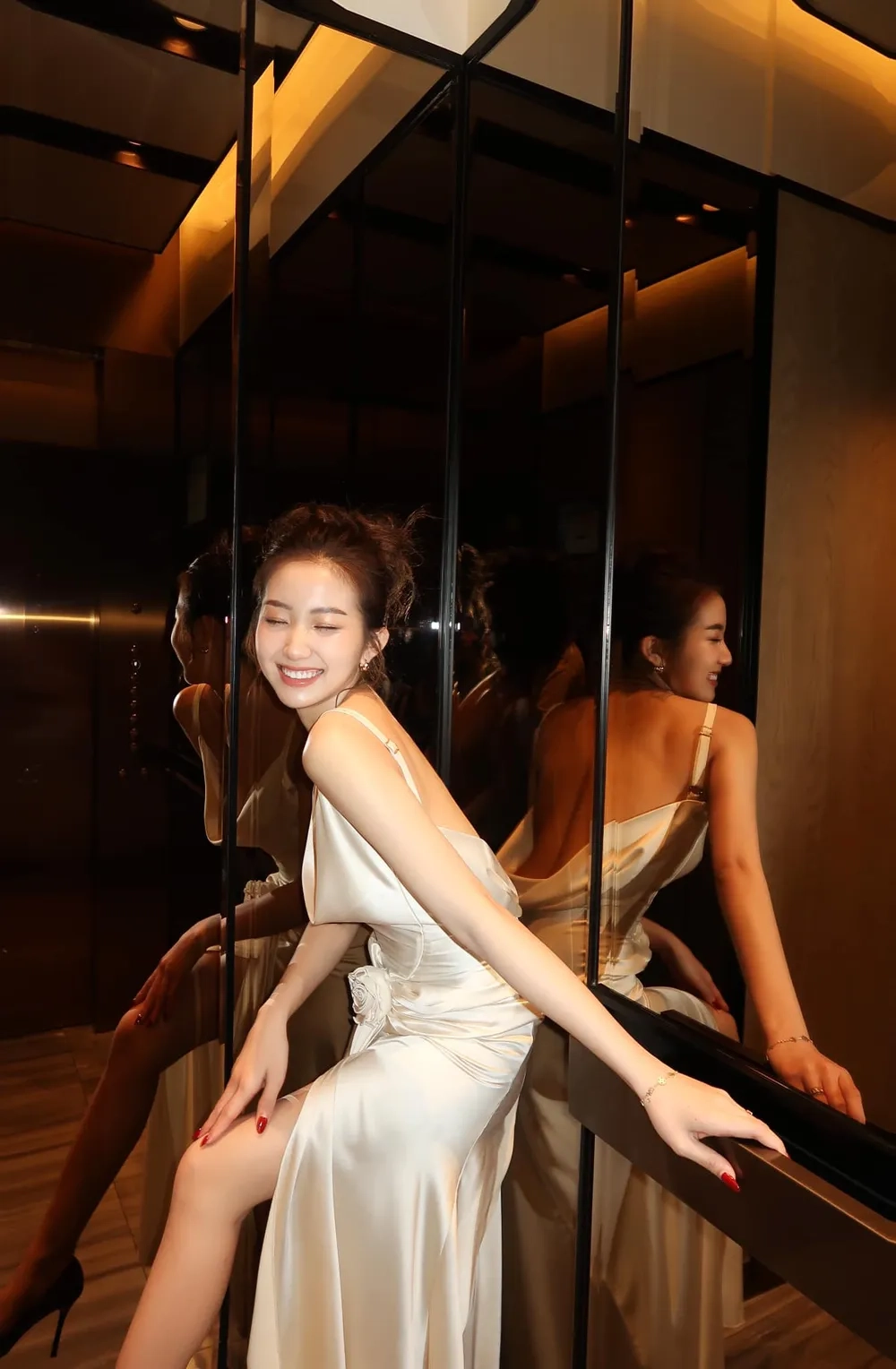 Dân mạng hỏi nhiều về Lê Thị Khánh Huyền sinh năm bao nhiêu