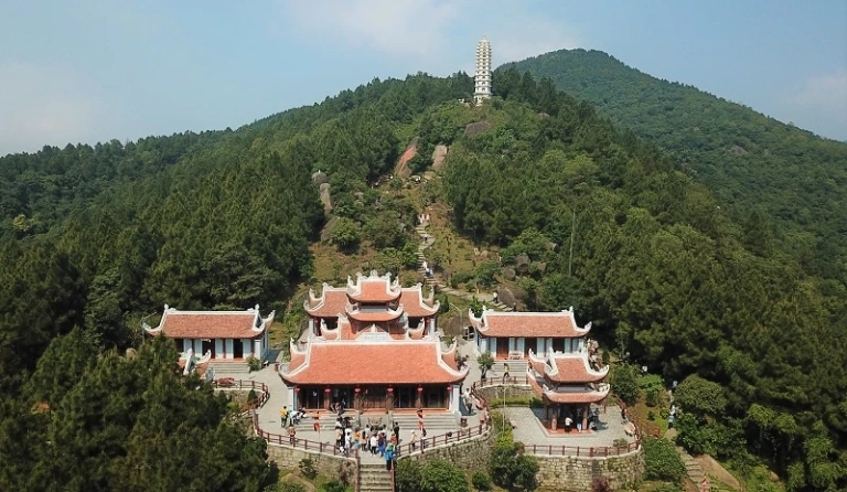 Du lịch tâm linh Chùa Hương - Trải nghiệm khám phá nét đẹp văn hóa