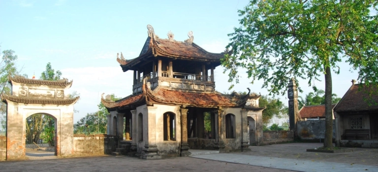 Hành trình chiêm bái và tìm hiểu nghệ thuật Chùa Đậu