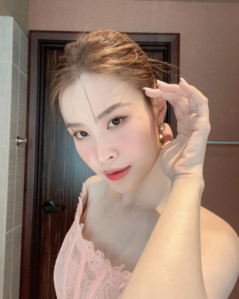 Hình ảnh gái Việt xinh đẹp mang vẻ đẹp Á Đông ngọt ngào