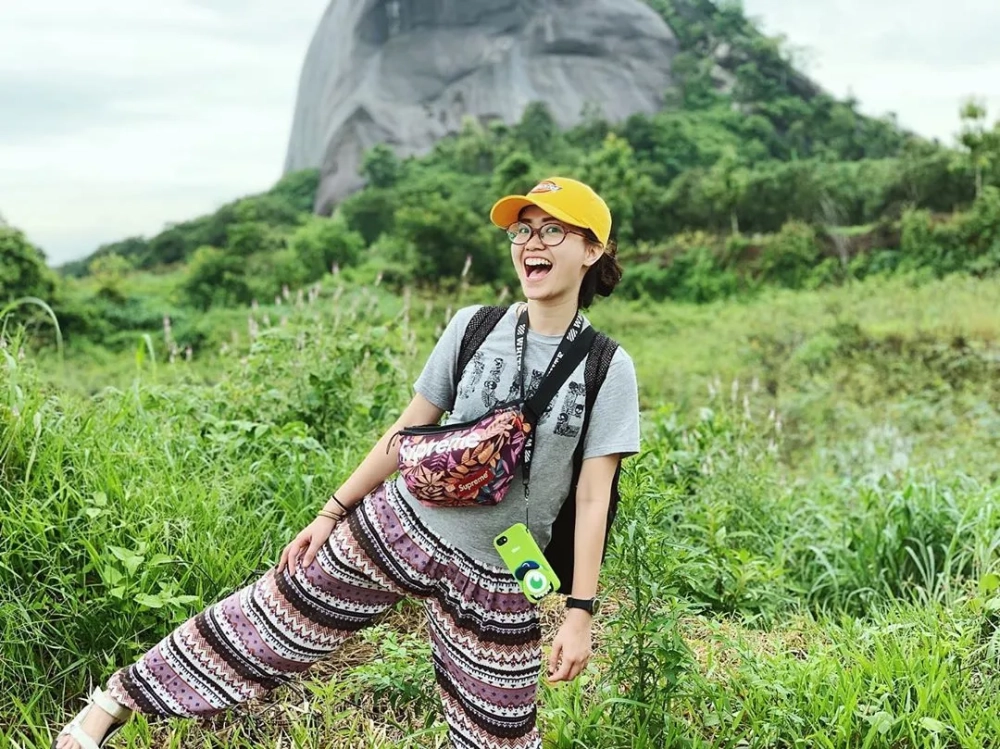 Hòa mình vào thiên nhiên qua hình ảnh thác mai hấp dẫn