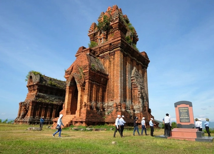 Khám phá di tích lịch sử Bình Định kho báu văn hóa đáng chiêm ngưỡng