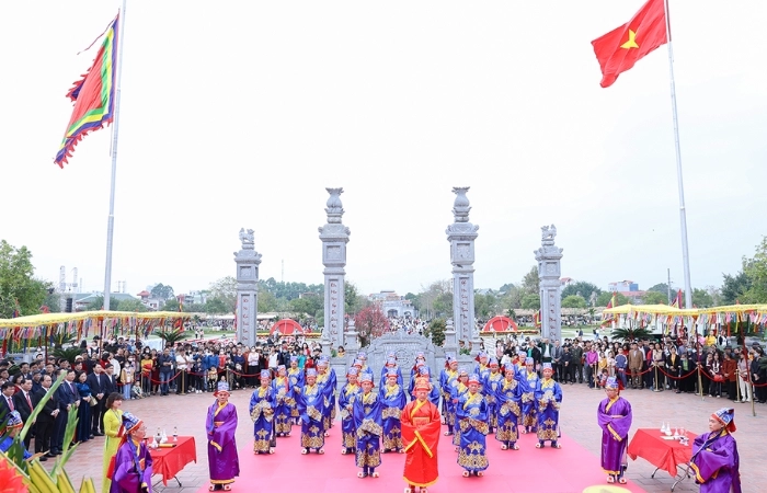 Lịch sử Thành Xương Giang được ghi lại trong sử sách dân tộc