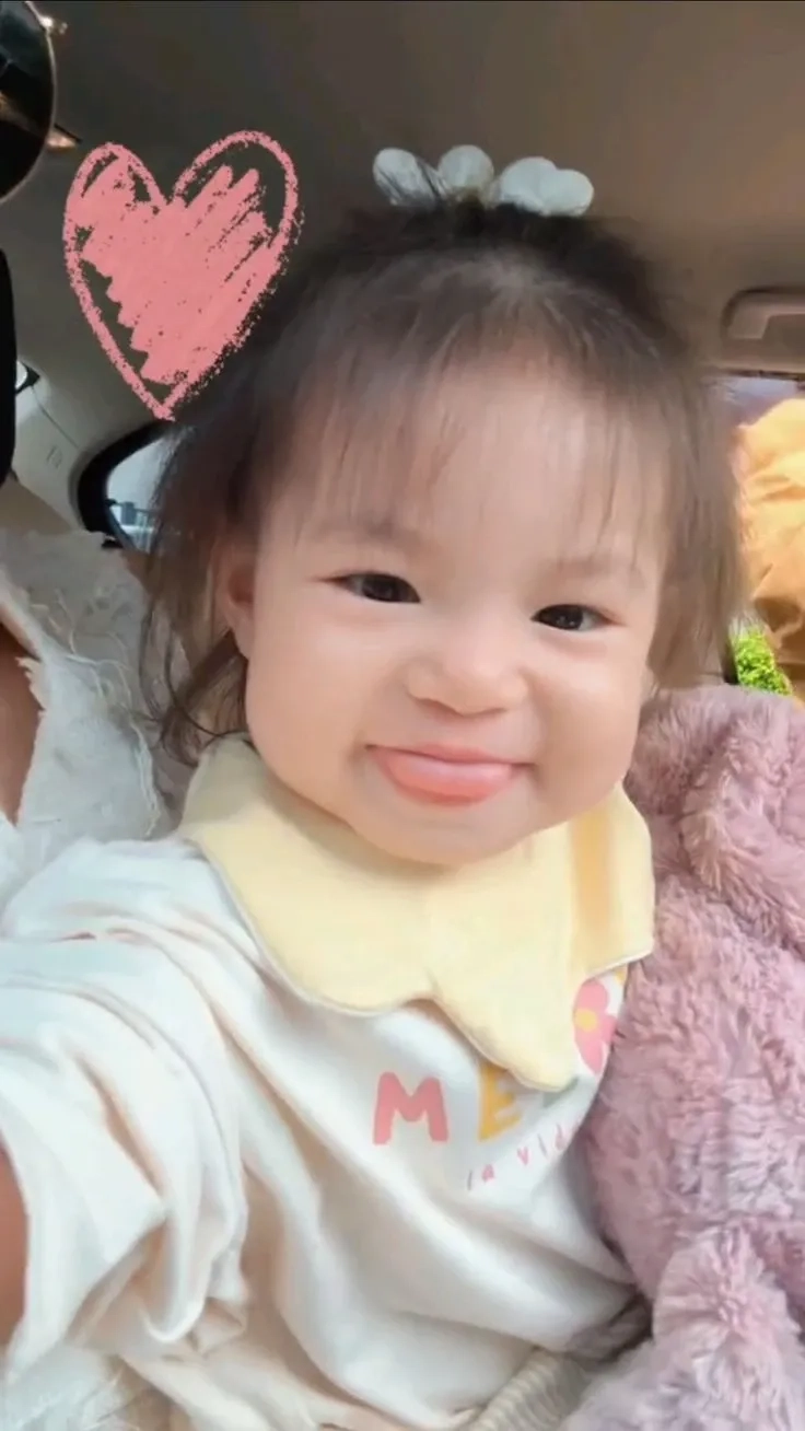 Meme Pam bùng nổ hài hước qua bộ sưu tập ảnh nghệ thuật