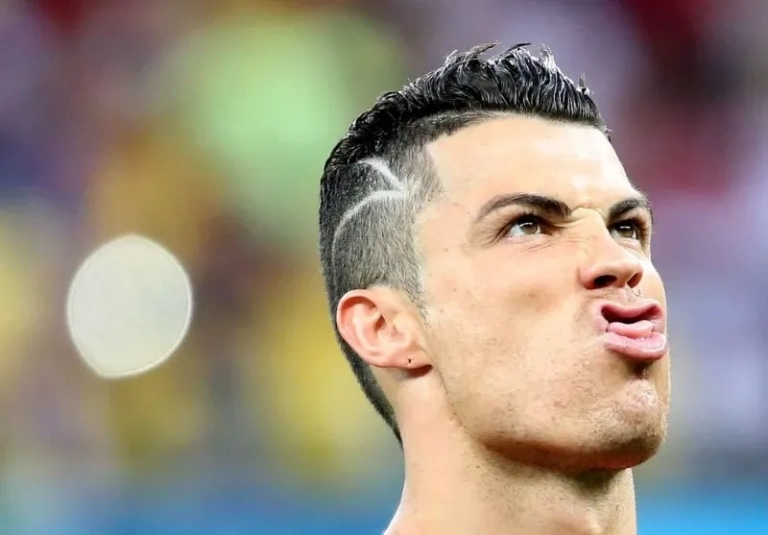 Meme Ronaldo bùng nổ hài hước qua bộ sưu tập ảnh nghệ thuật