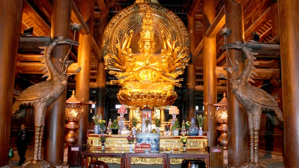 Ngập tràn thanh tịnh trong cảnh chùa bái đính