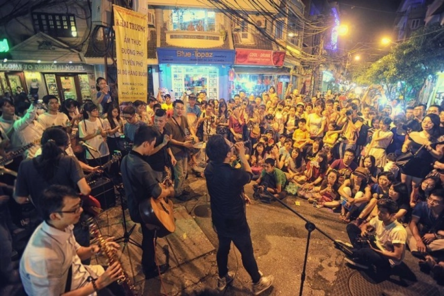 Phố Tạ Hiện đường đi dễ dàng tìm thấy với chỉ dẫn chi tiết