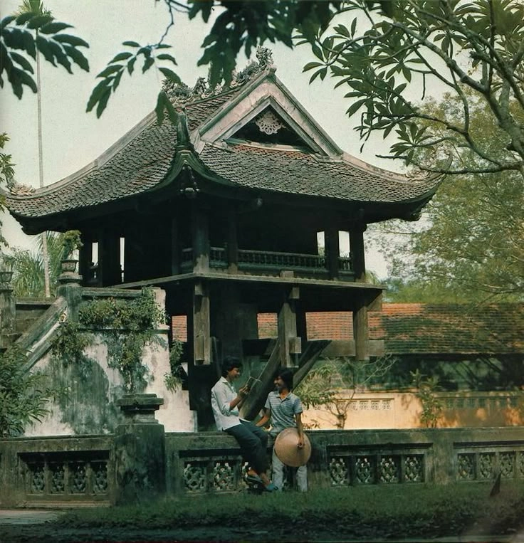 Một giới thiệu chùa 1 cột đầy đủ thông tin sẽ giúp bạn khám phá nơi này dễ dàng