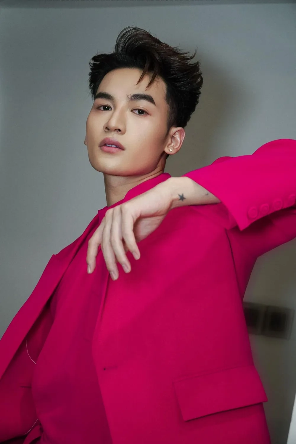 Ali Hoàng Dương cao bao nhiêu khiến fan bất ngờ