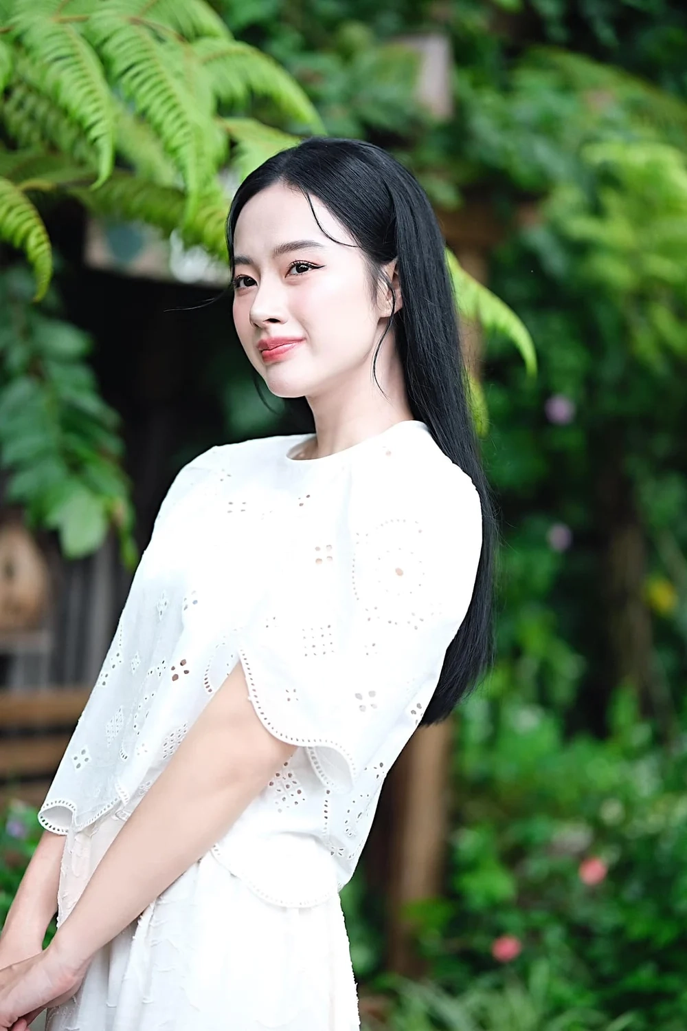 Phốt Angela Phương Trinh đã khiến cô ấy trở thành chủ đề nóng trên mạng xã hội