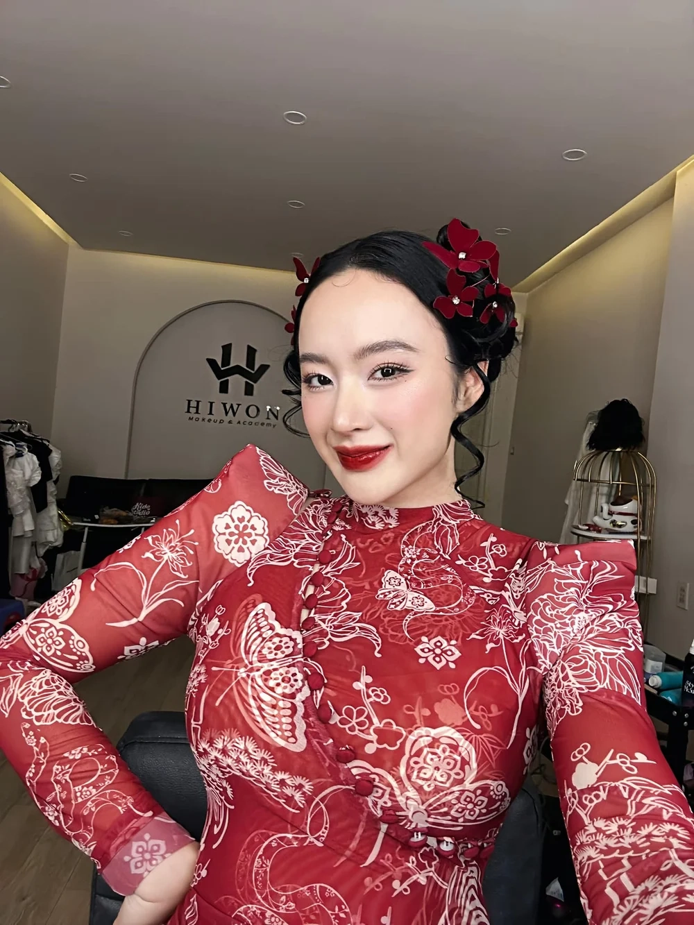 Angela Phương Trinh chiều cao luôn khiến mọi người phải trầm trồ về vóc dáng của cô ấy