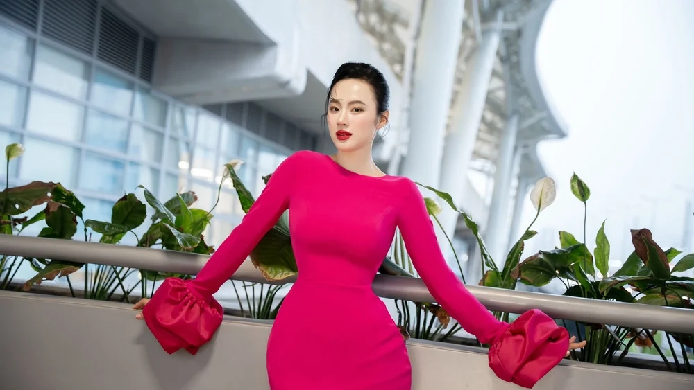 Angela Phương Trinh 2024 sẽ mang đến những sản phẩm mới đầy hấp dẫn cho người hâm mộ
