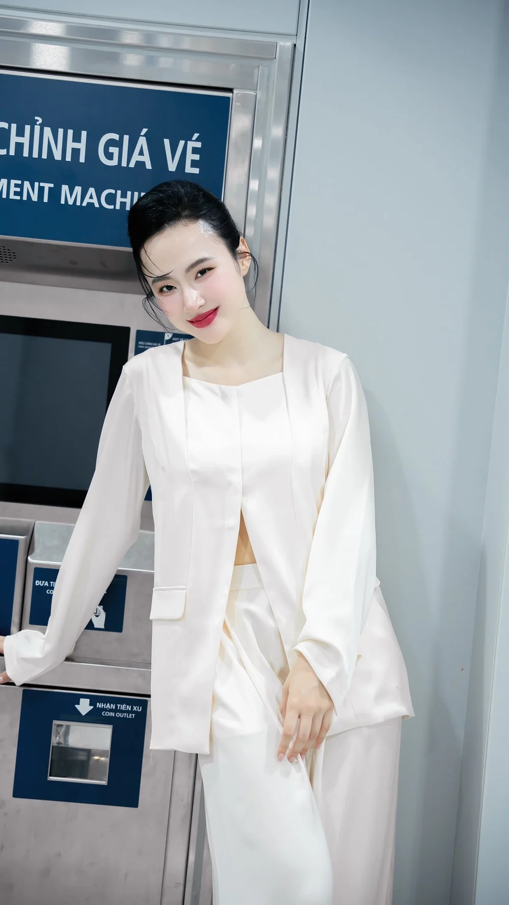 Body Angela Phương Trinh luôn là chủ đề gây sốt trên các diễn đàn và mạng xã hội