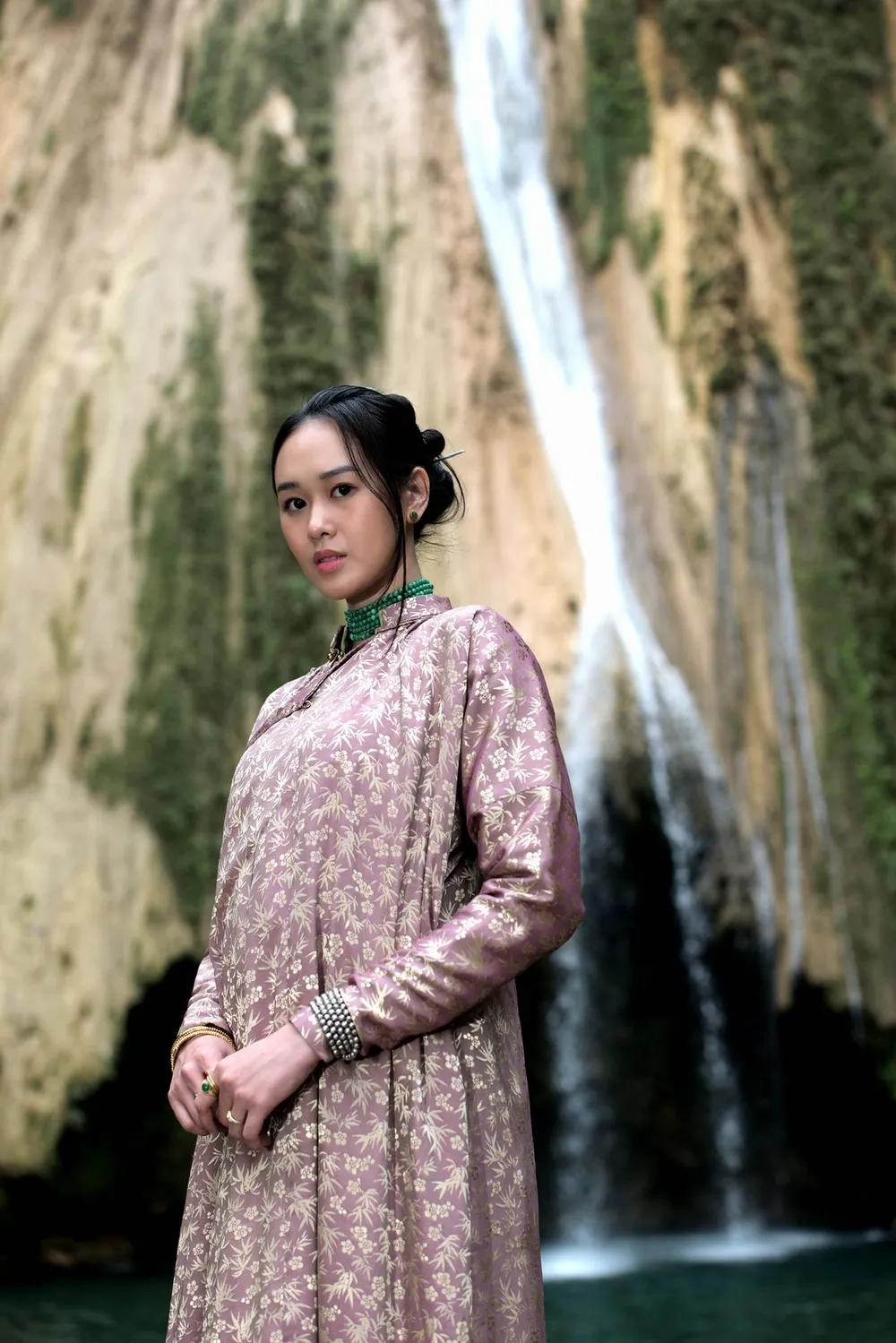 Khám phá vai diễn trong Anh Phạm trong phim Mai