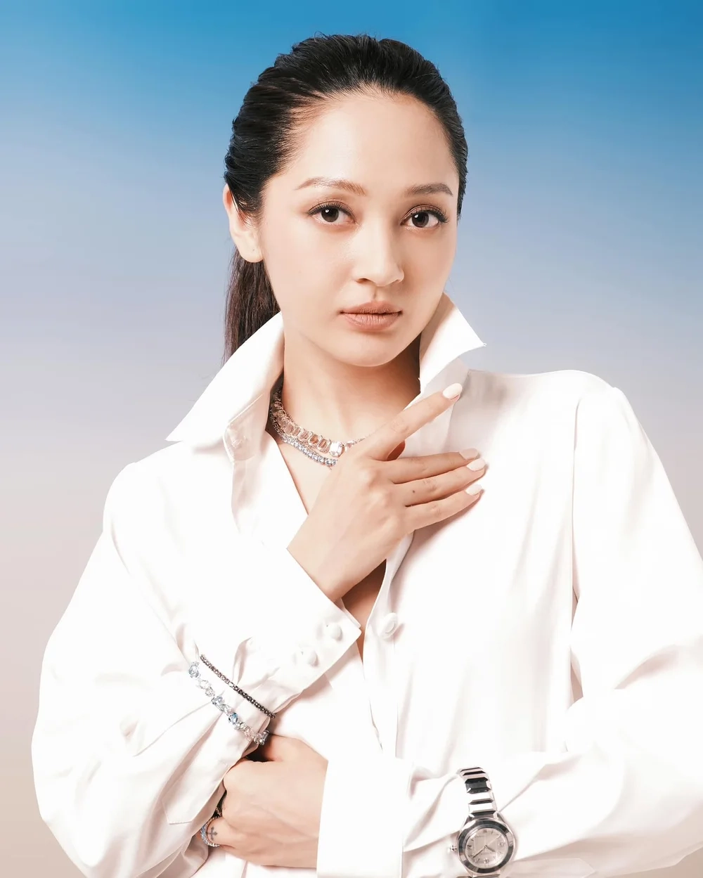 Đắm chìm trong không gian âm nhạc mới lạ với Bảo Anh remix