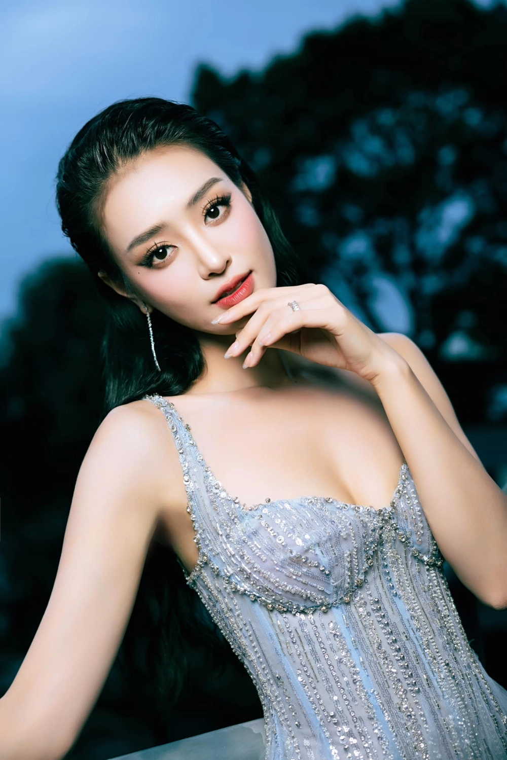 Bùi Khánh Linh thi Hoa hậu Liên lục địa