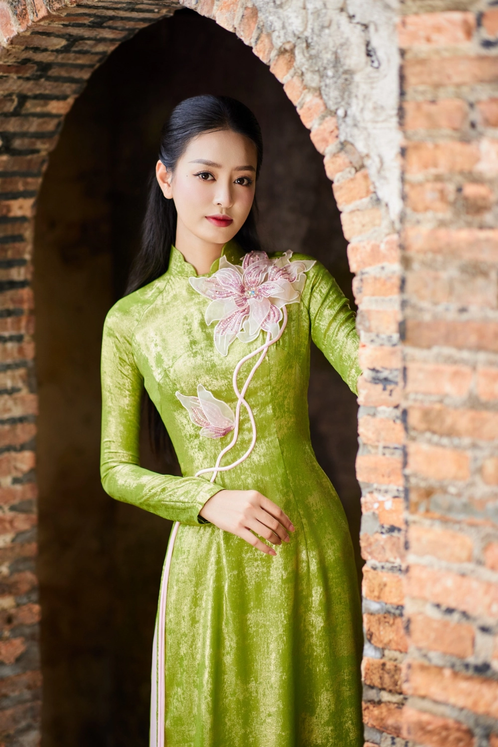 Gây chú ý tại Send off Bùi Khánh Linh