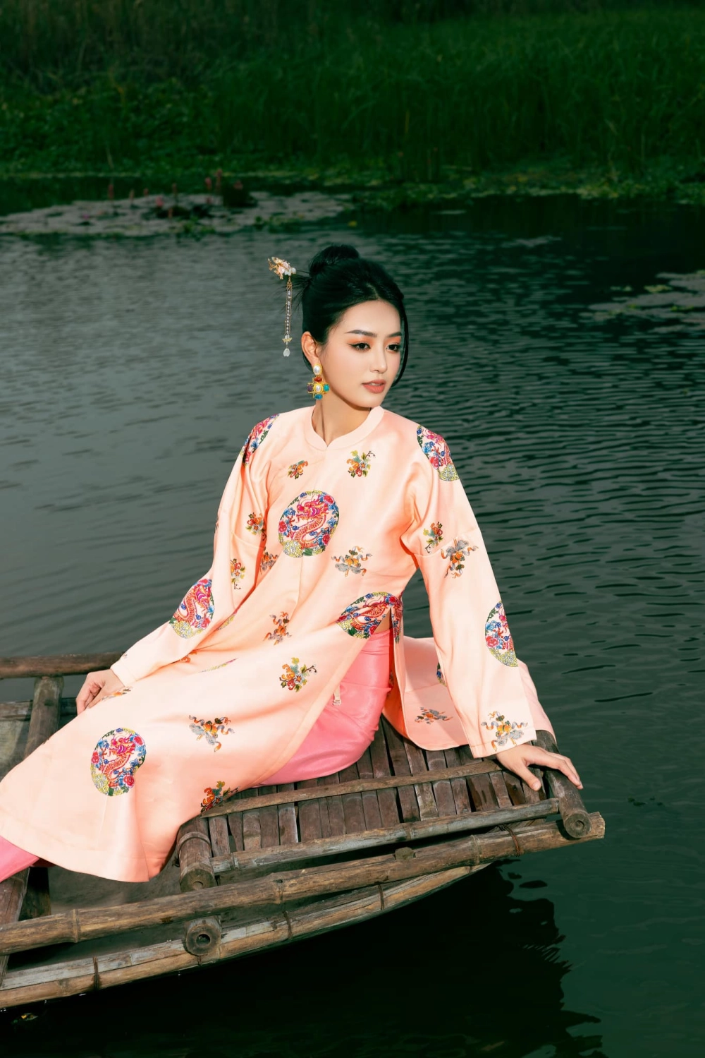 Gọi tên nổi bật Á hậu 1 Bùi Khánh Linh