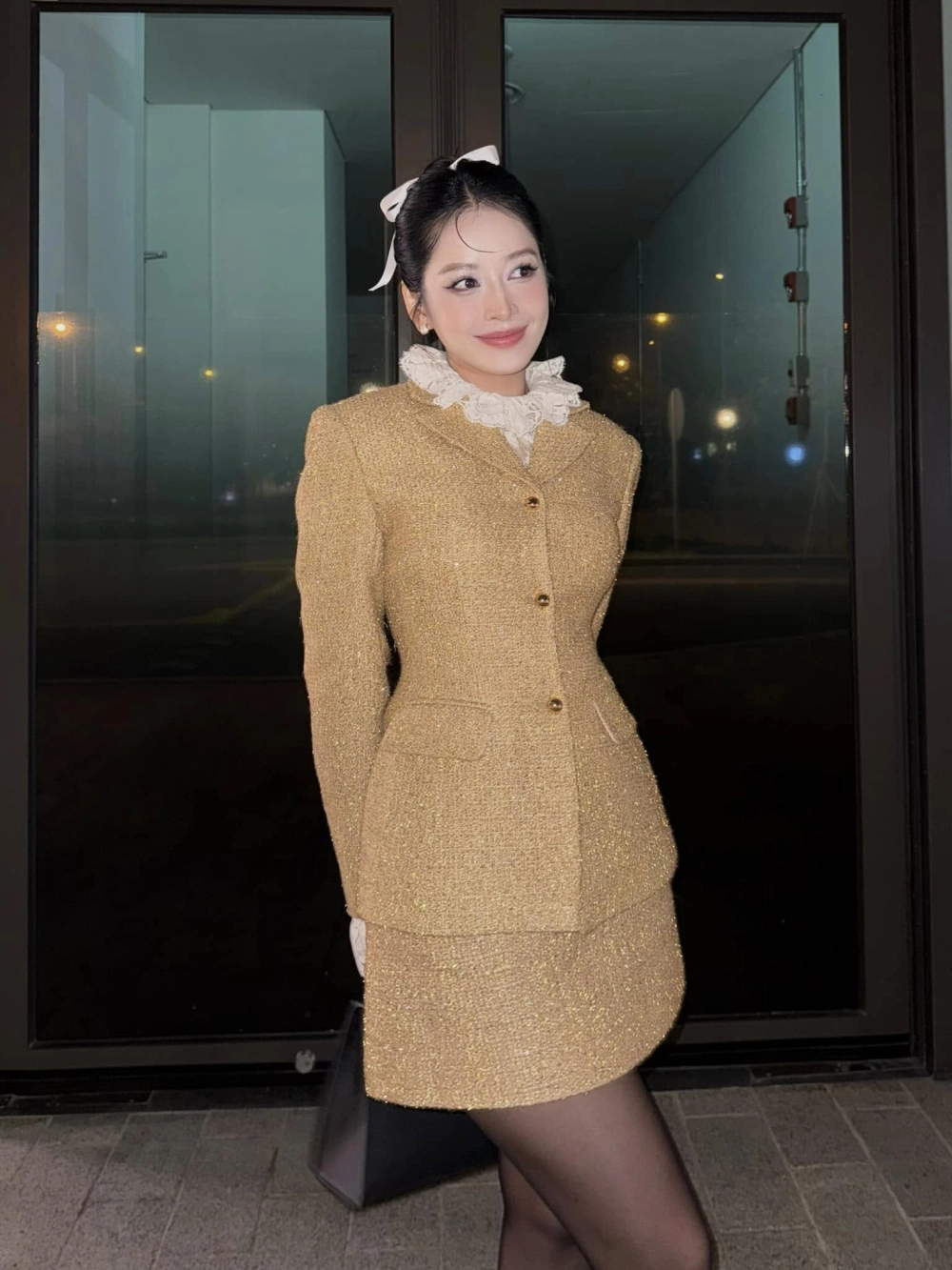 Lời bài hát Chi Pu SHH chỉ ta biết thôi khiến người nghe thổn thức