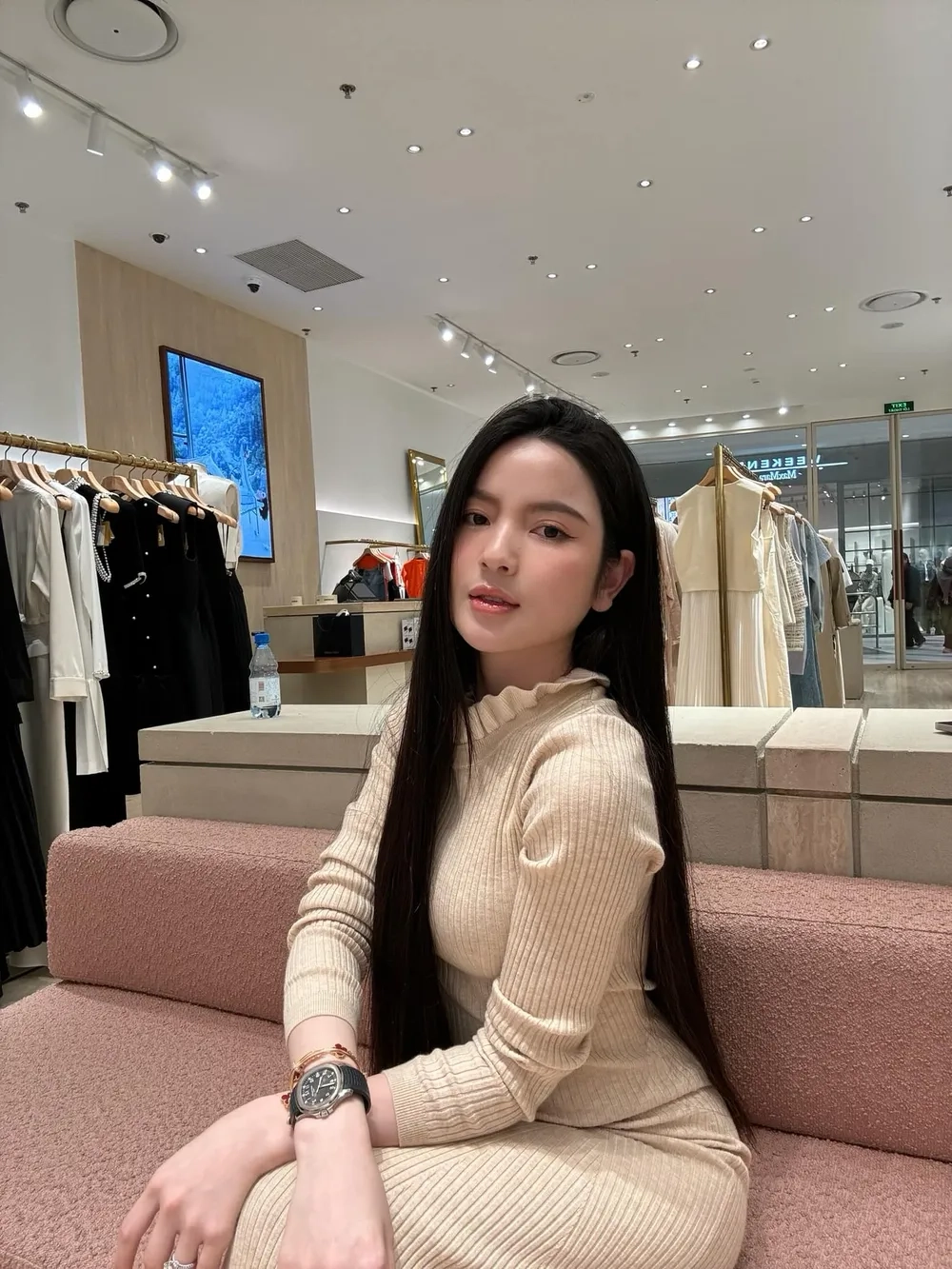 Chính xác là Chu Thanh Huyền chiều cao bao nhiêu