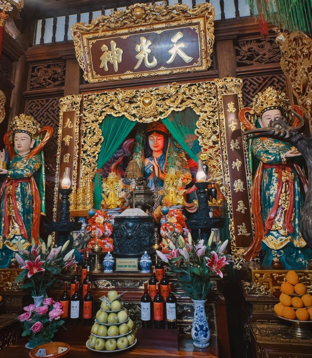 Vui xuân tại lễ hội chùa Tây Thiên Vĩnh Phúc