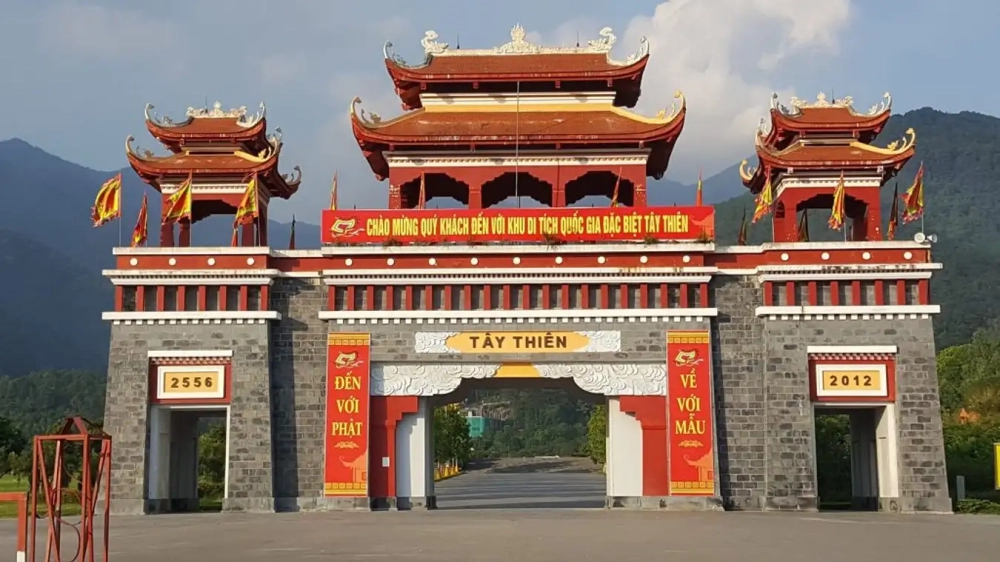 Bạn biết chùa Tây Thiên bao nhiêu bậc chưa