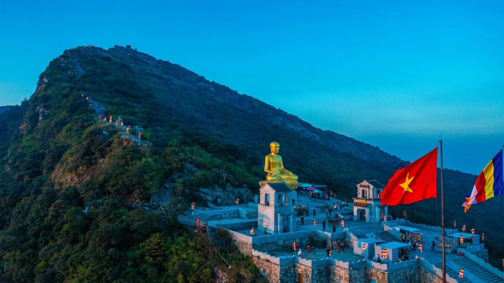 Trải nghiệm tâm linh tại khu di tích Yên Tử