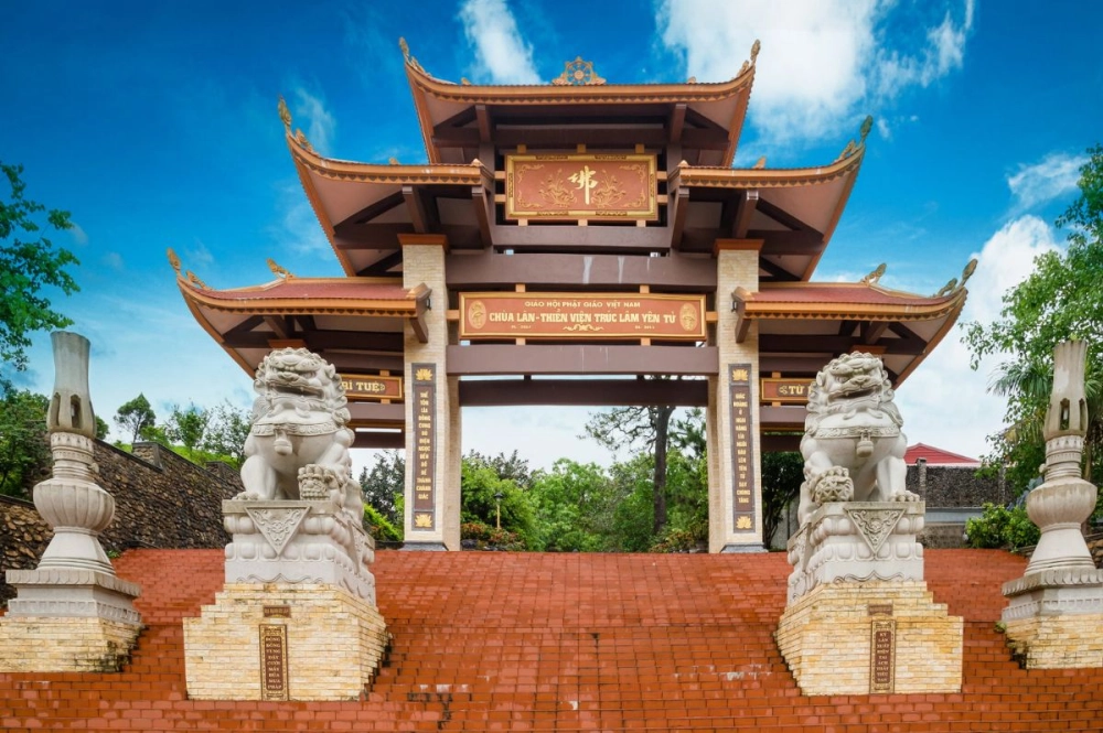 Xem ngay review Yên Tử chân thật nhất