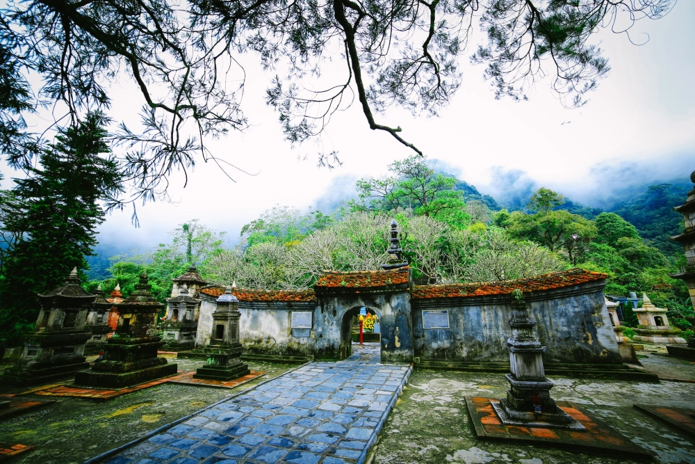 Nên đi tham quan chùa Yên Tử khi nào