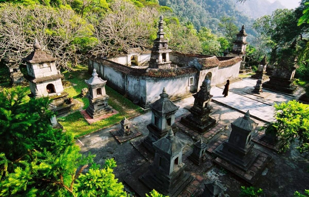 Cảm nhận vẻ linh thiêng Yên Tử thanh cao