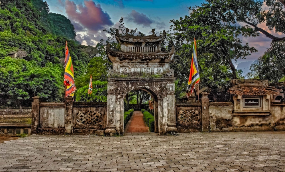 Khám phá sự huyền bí của cố đô hoa lu qua ảnh sống động