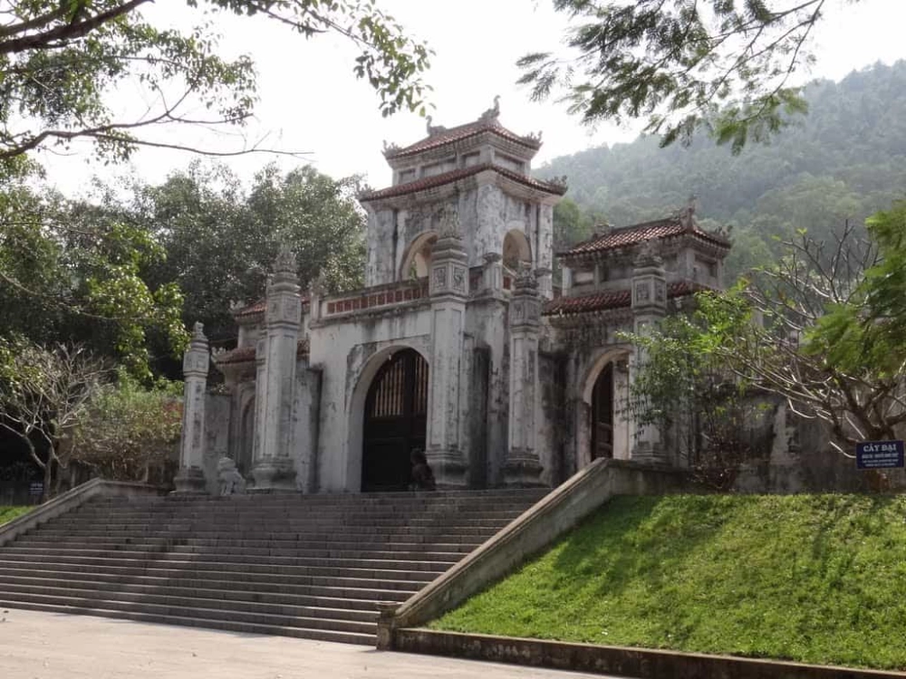 Ngôi đền Bà Triệu chính thờ ai? Làm rõ ý nghĩa của các nhân vật được tôn vinh