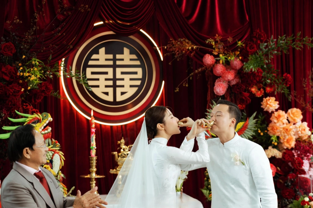 Netizen truy lùng Diễm My 9x cưới ai