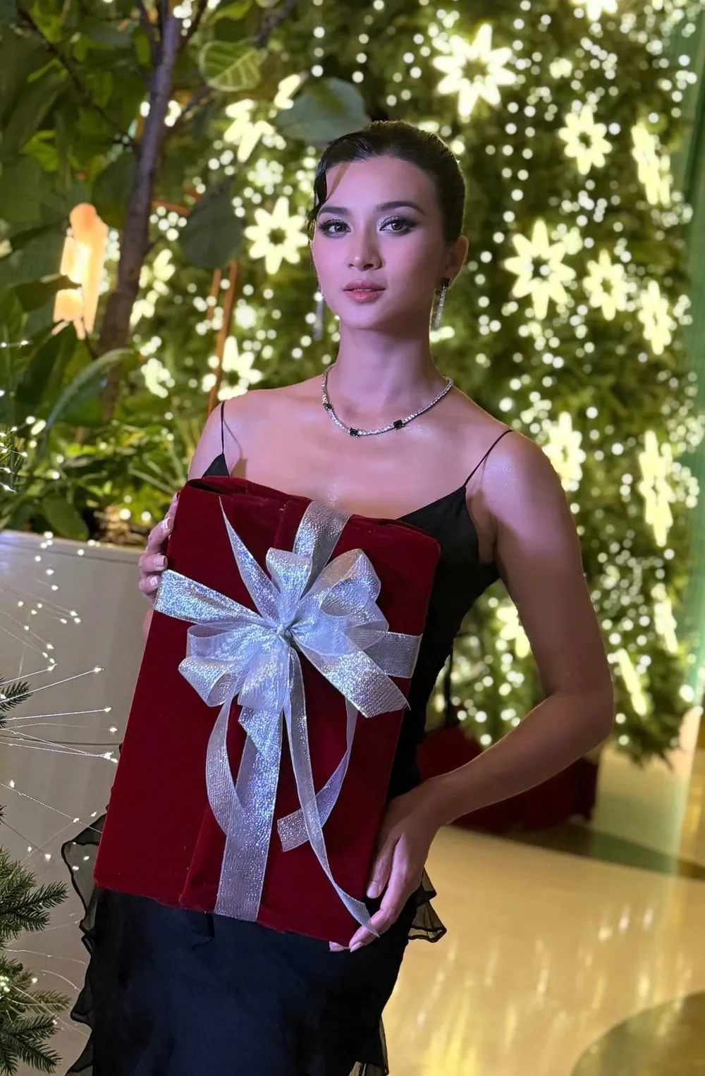 Sự nghiệp thành công của diễn viên điện ảnh Kim Tuyến khiến nhiều người ngưỡng mộ