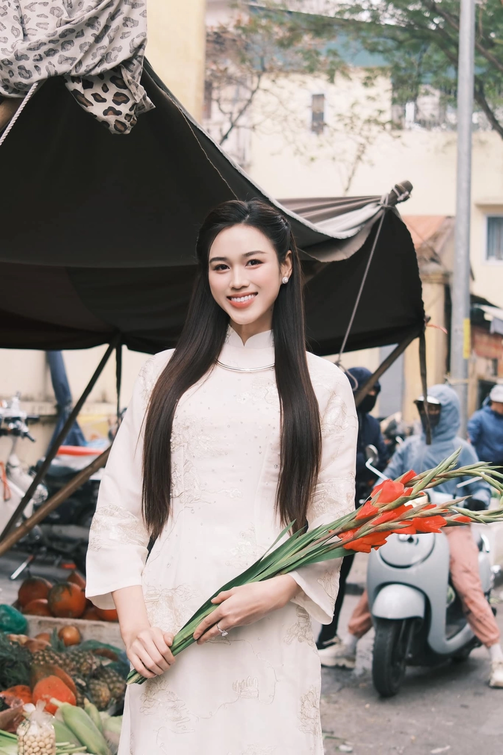 Những nỗ lực đáng ghi nhận tại hoa hậu Đỗ Thị Hà thi hoa hậu thế giới