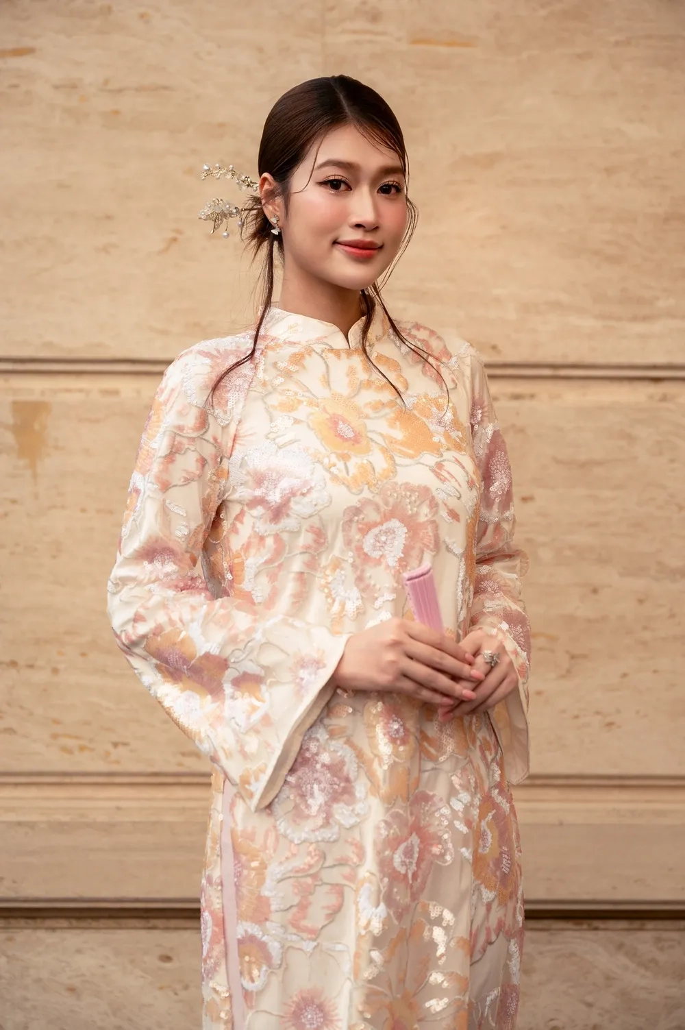 Hé lộ hoa hậu Đoàn Thiên Ân sinh năm bao nhiêu