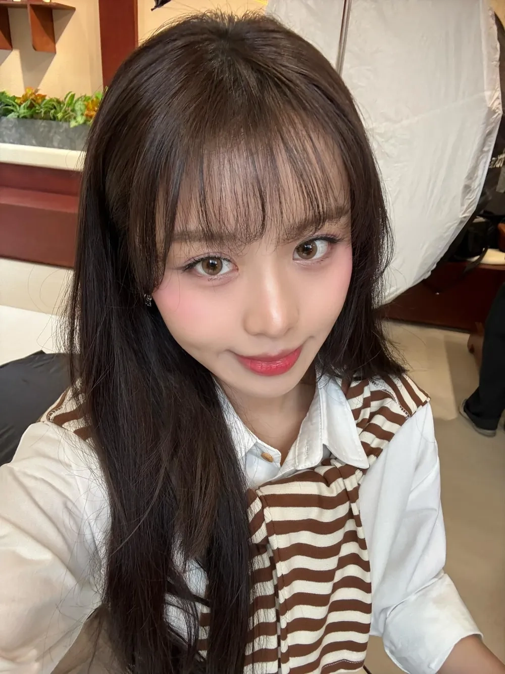 Hình ảnh cô đơn trong Bóng Hồng Lẻ Loi Han Sara