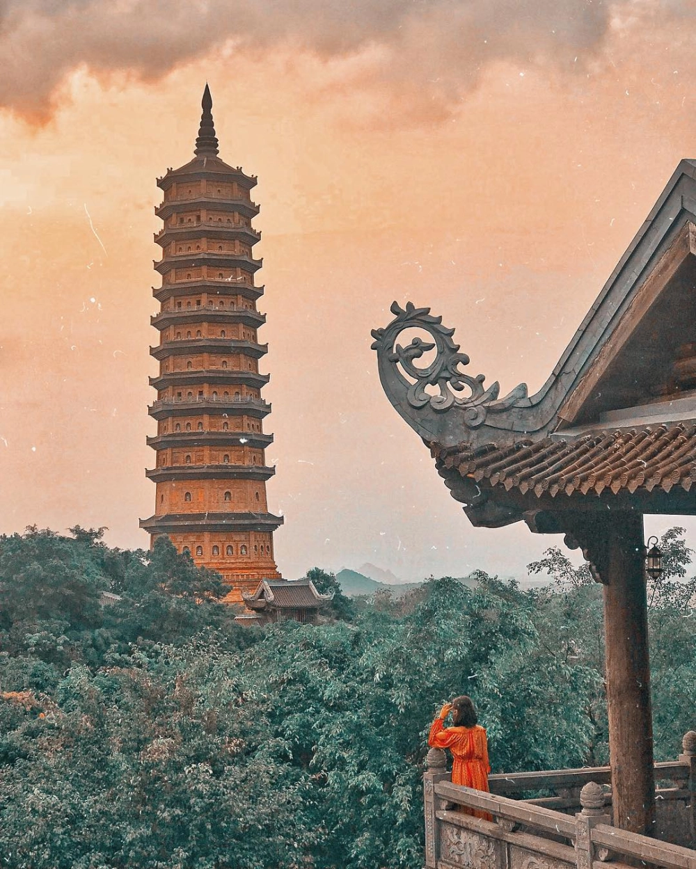 Chùa Bái Đính ảnh đẹp mắt, thể hiện sự trang nghiêm và uy nghiêm của ngôi chùa