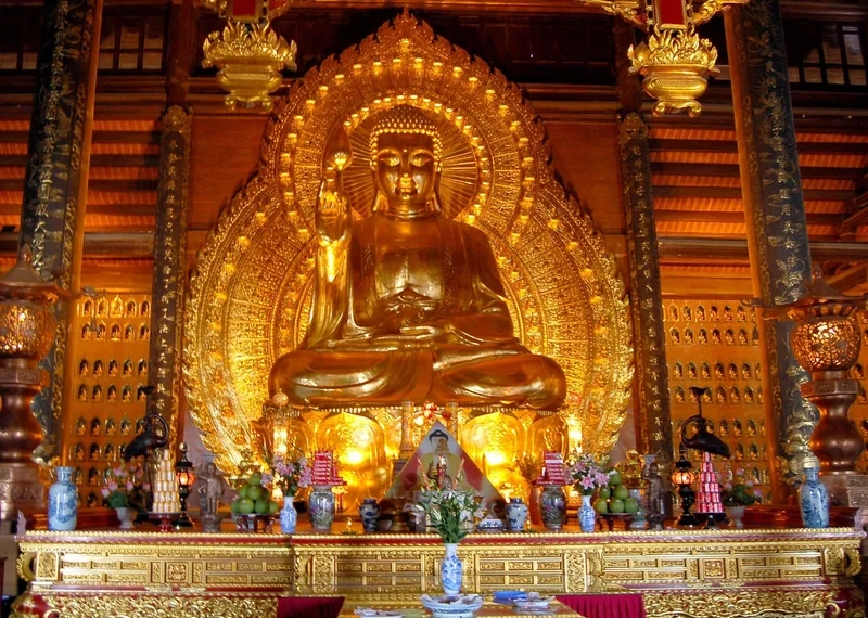 Khám phá tượng Chùa Bái Đính với hình ảnh Phật giáo uy nghiêm và đậm đà bản sắc văn hóa