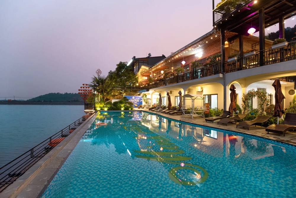 Tận hưởng kỳ nghỉ tại hồ đồng đò homestay