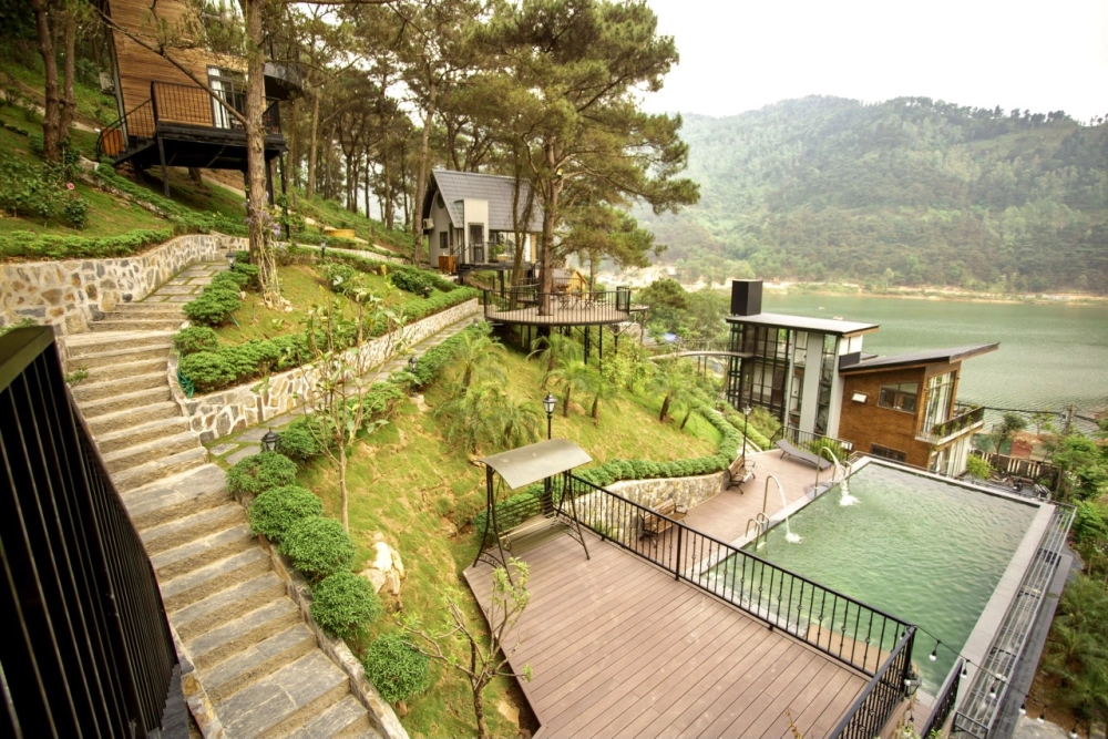Thiết kế ấn tượng tại o chen villa hồ đồng đò