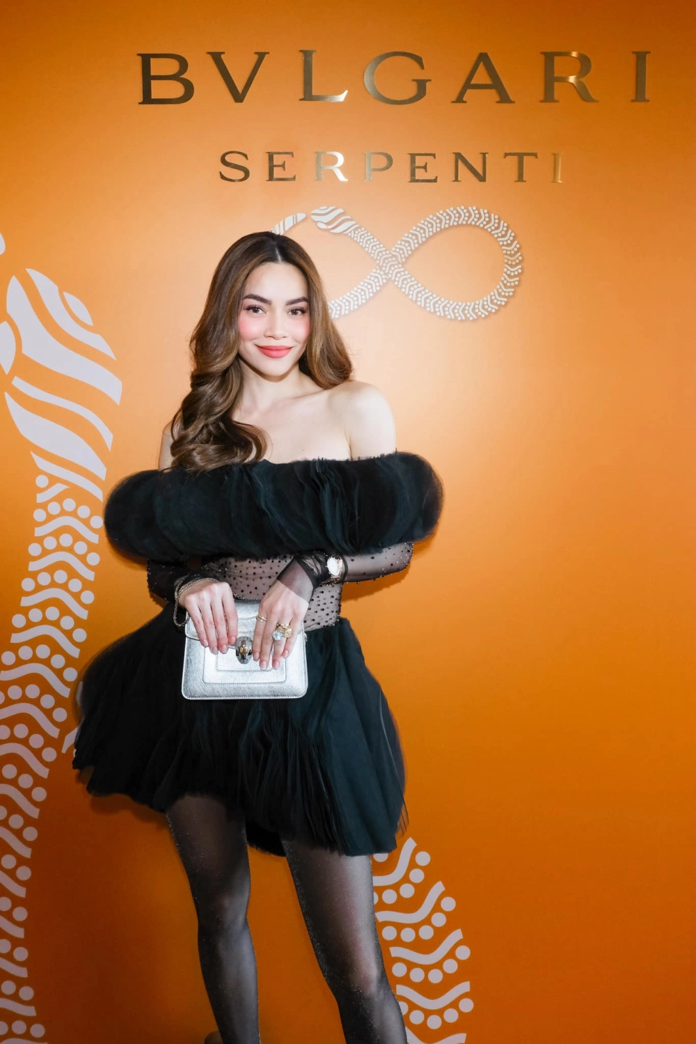 Tưng bừng đón tết với lời bài hát Hồ Ngọc Hà Xuân Đã Về