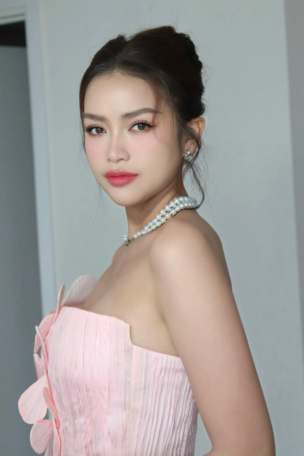 Tìm hiểu hành trình của Hoa hậu hoàn vũ Ngọc Châu