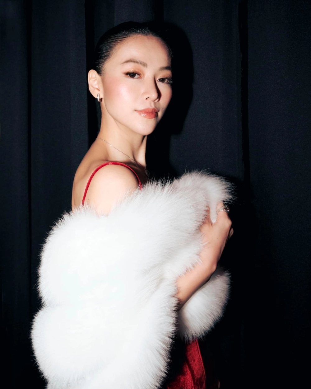Nét cuốn hút của Phuong Khanh hoa hau trai dat