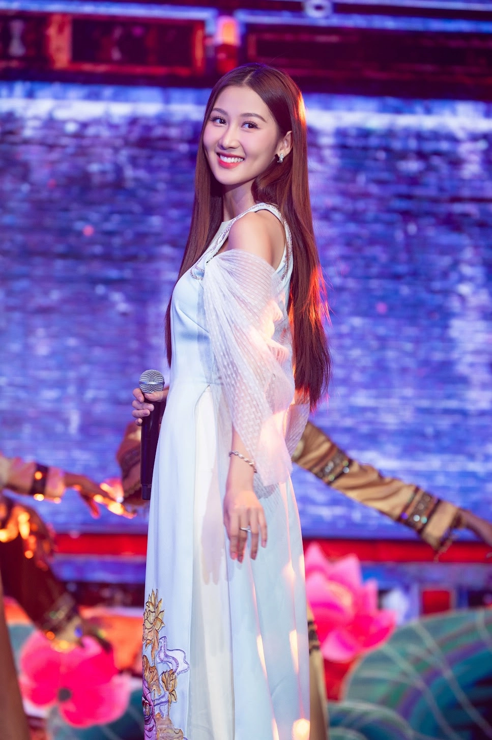 Miss Grand Vietnam 2024 Võ Lê Quế Anh nổi bật với vẻ đẹp và tài năng vượt trội