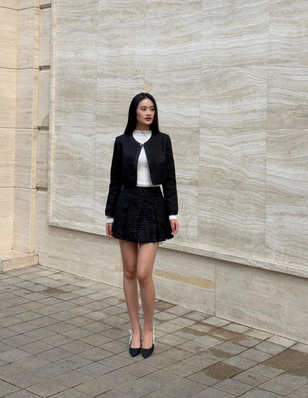 Hoa hậu Ý Nhi bị tước vương miện là sự thật hay chỉ là tin đồn
