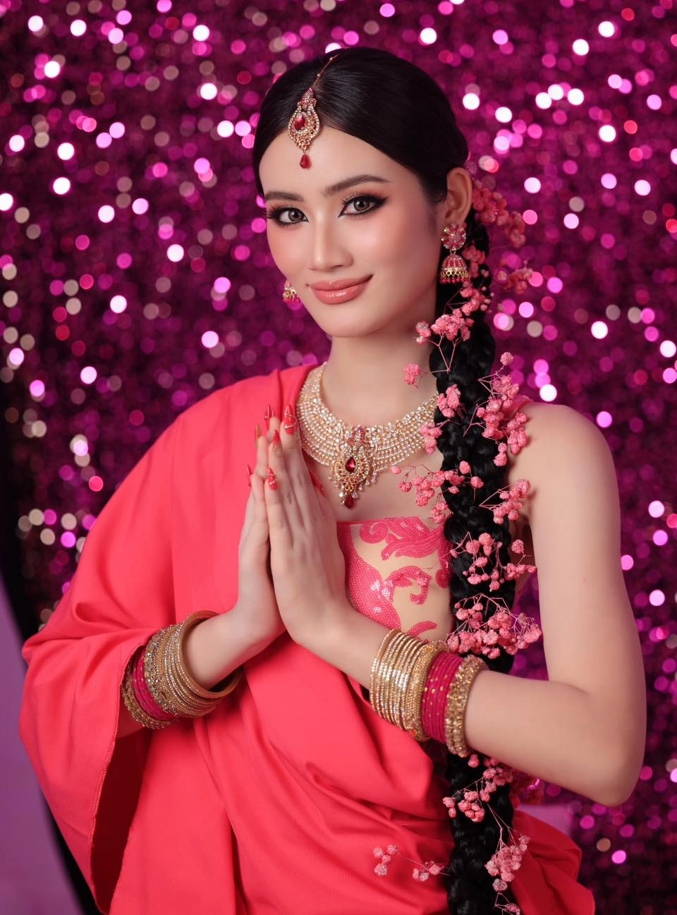 Hoa hậu 2023 Ý Nhi tỏa sáng trong sự kiện quốc tế