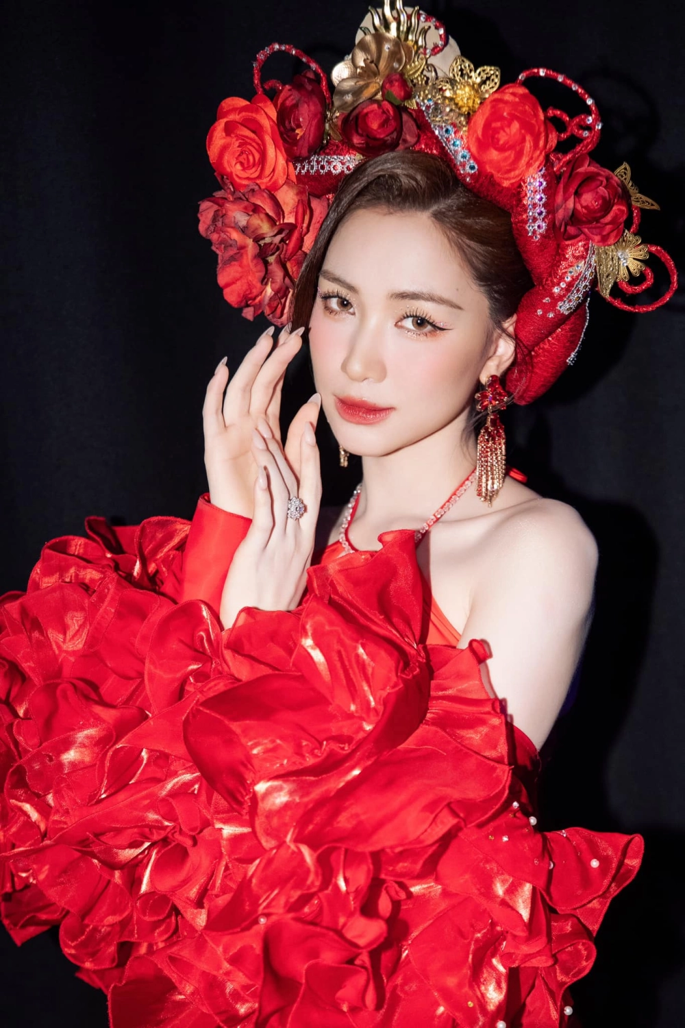 Hòa Minzy quê ở đâu và những thông tin thú vị về cô ca sĩ này